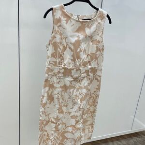 Anne Klein Beige and White Floral Midi Dress